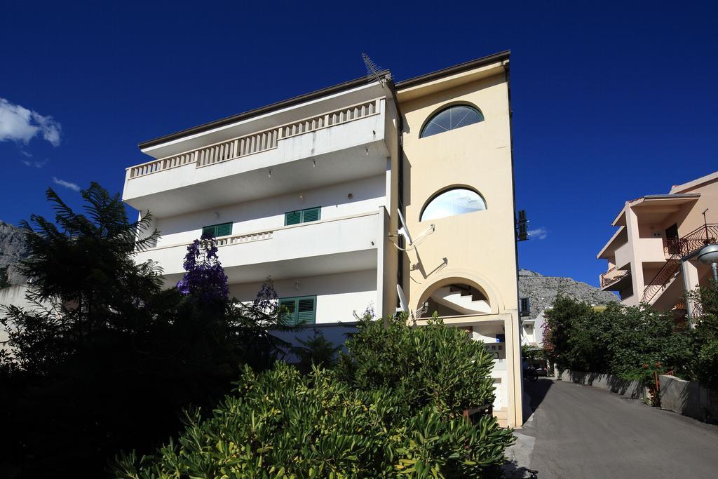 Apartments Gisela Makarska Exterior photo